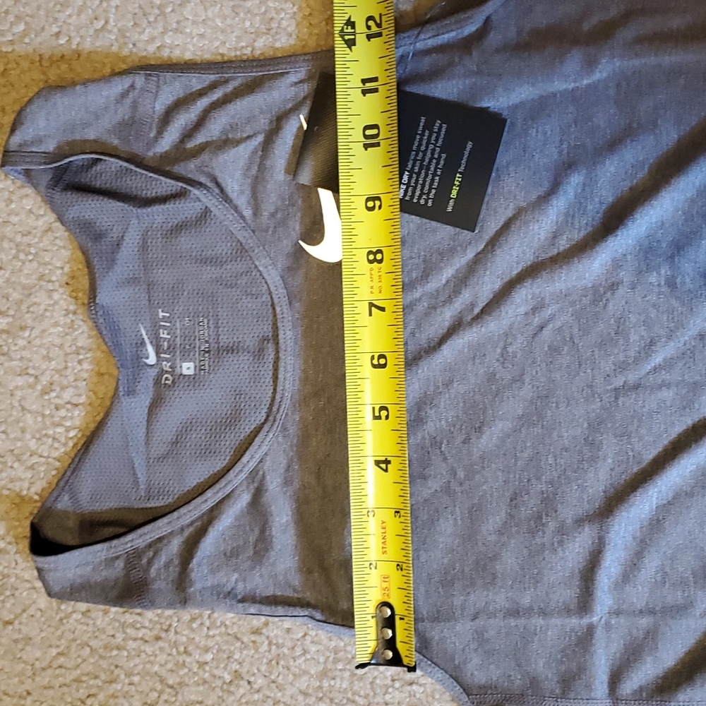 NIKE Dryfit Men's  Sleeveles… - Picture 9 of 9